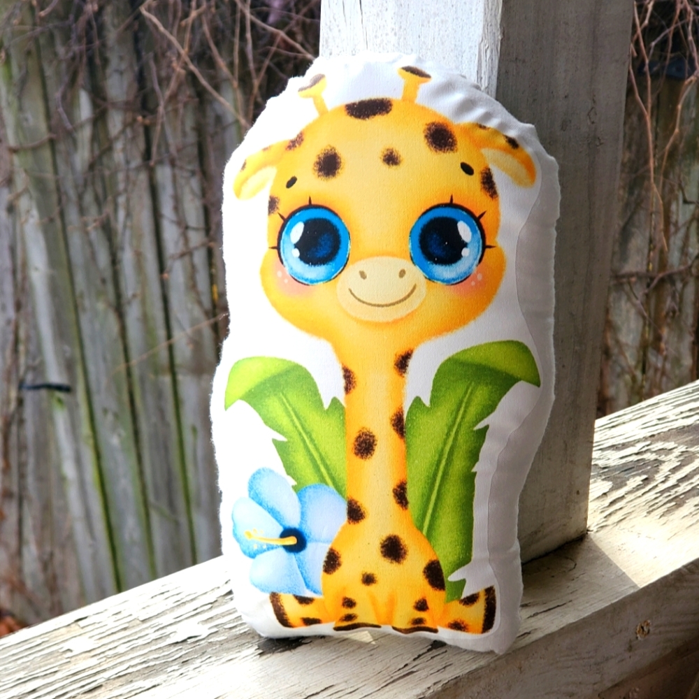 Little Giraffe Pillow Pal. New.